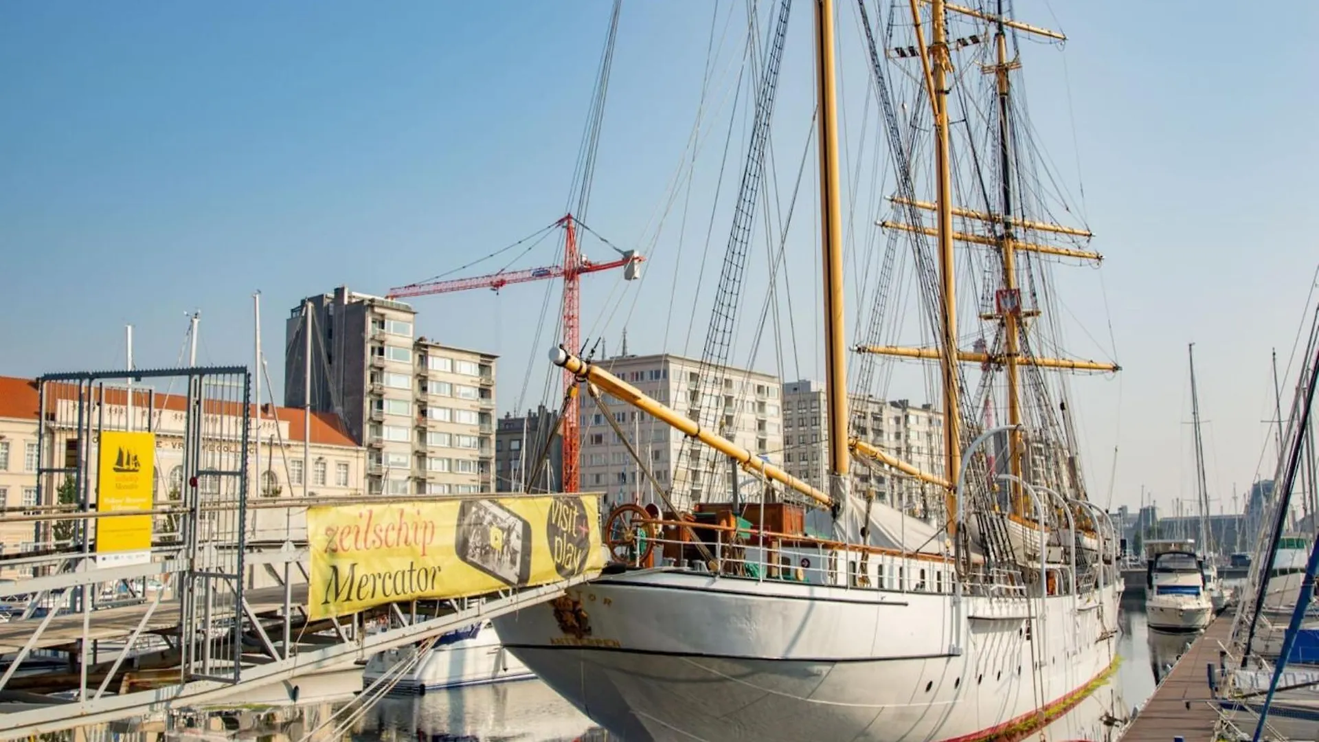 Romantic Apartment With View Ostende