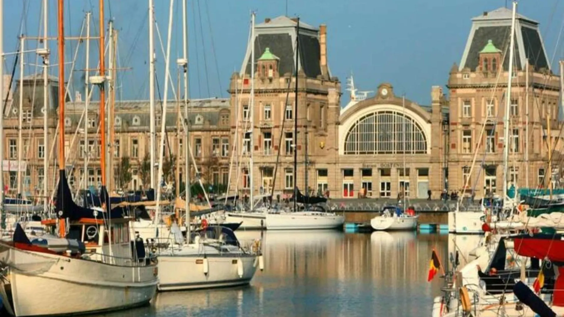 Romantic Apartment With View Ostend